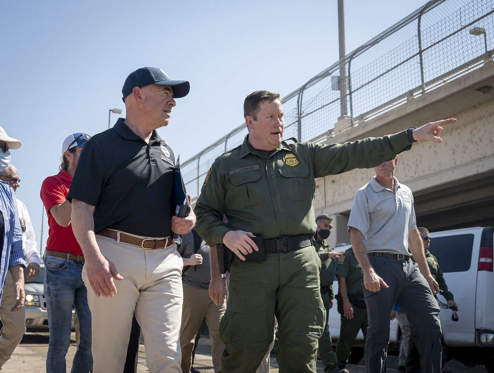 Officials: All migrants are gone from Texas border camp
